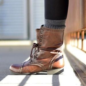 Excellent Condition Troopa Combat Boots